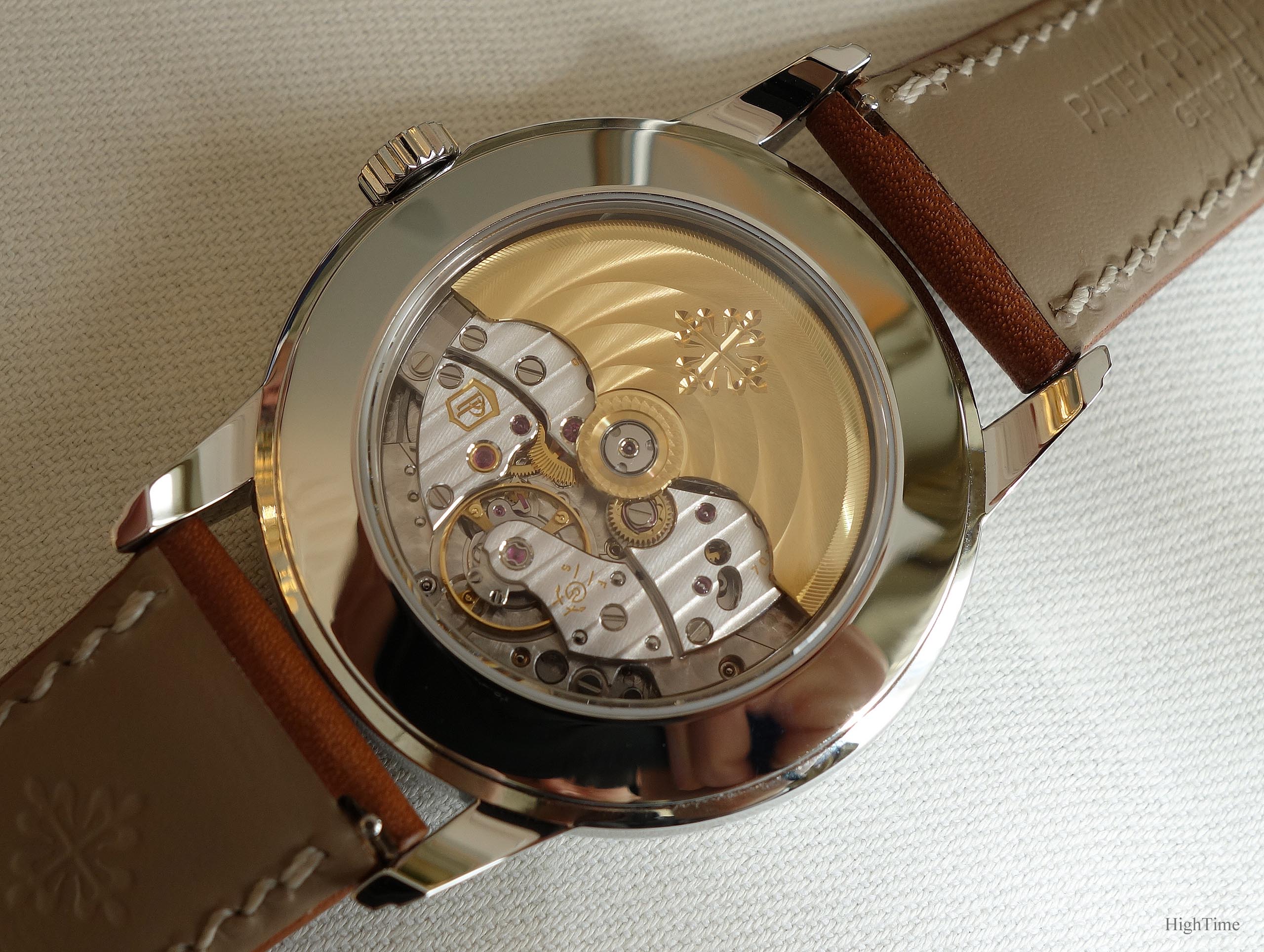 Patek Philippe 26-330 5212A caliber_HighTime