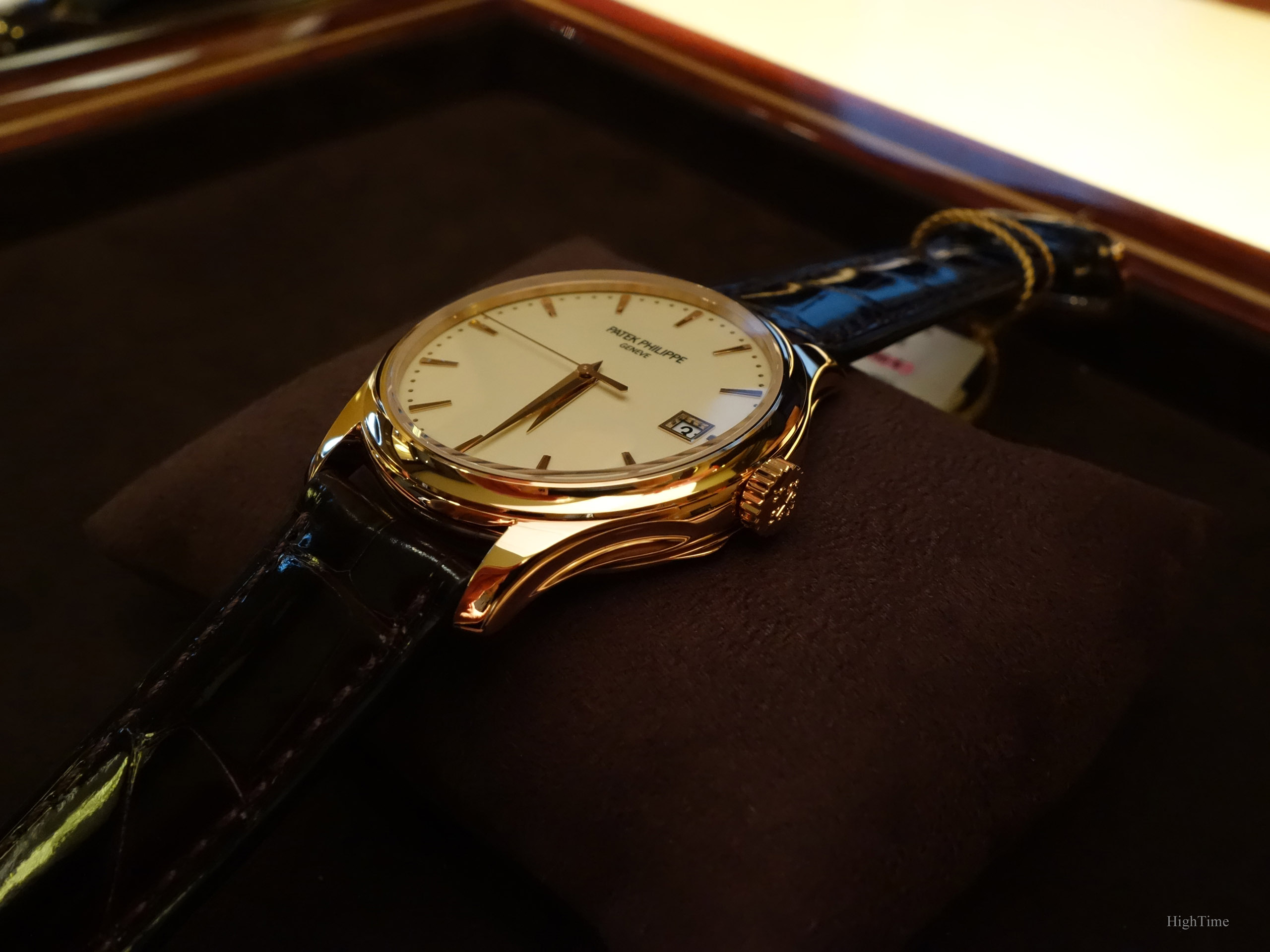 Patek Philippe 5227R Calatrava_HighTime