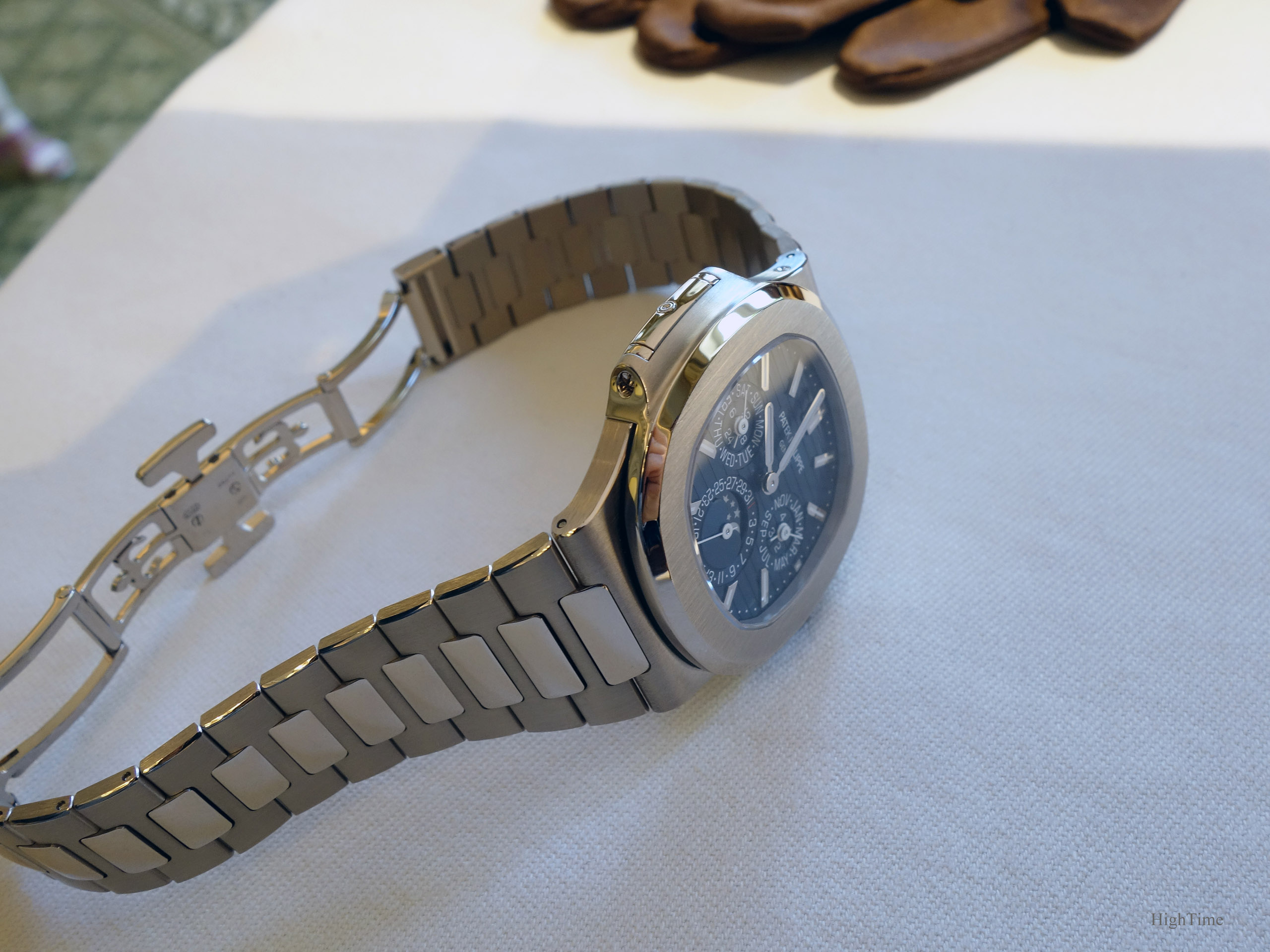 Patek Philippe 5740G_HighTime