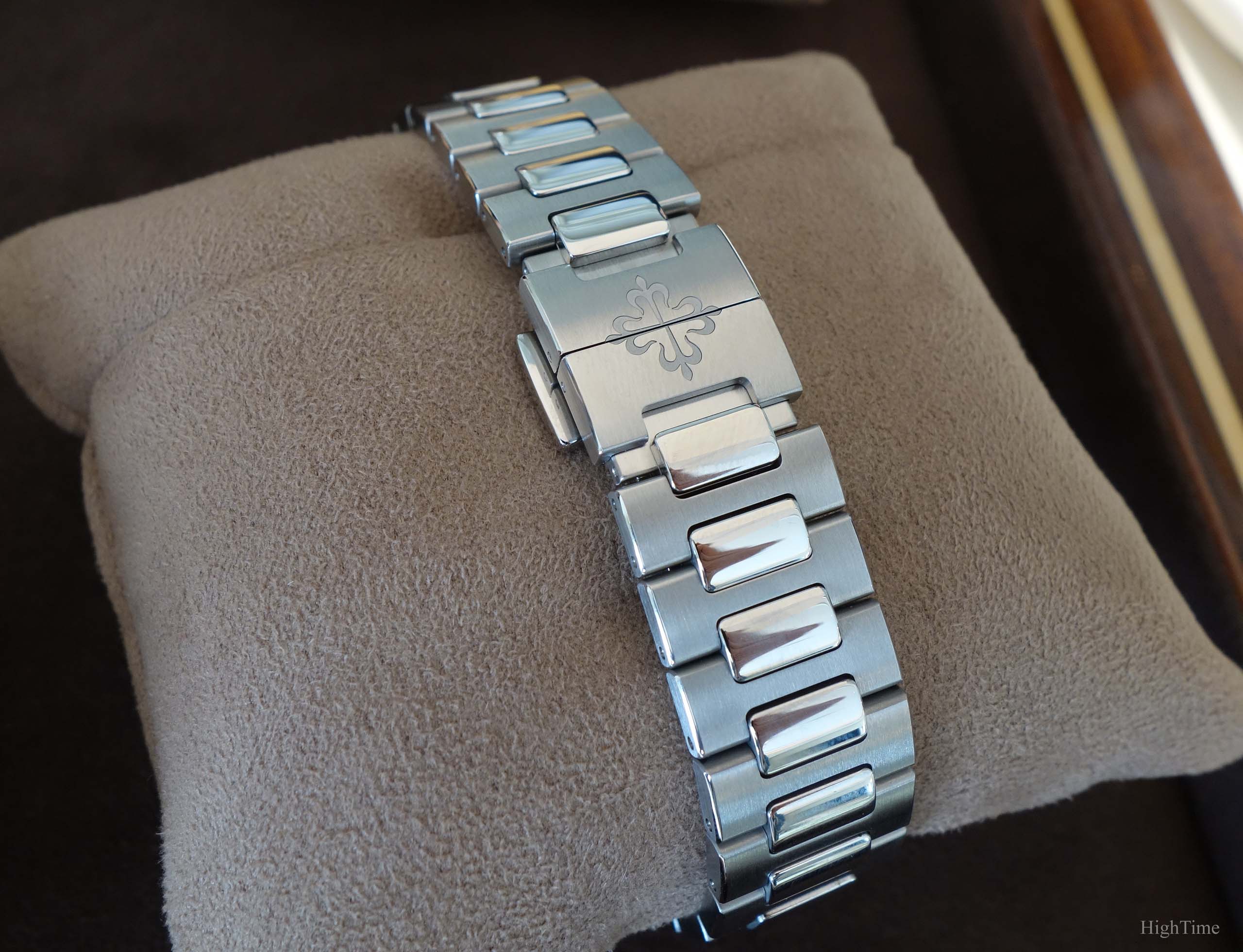 Patek Philippe 2018-2019 new Fold-over clasp & Expandable links - HIGHTIME