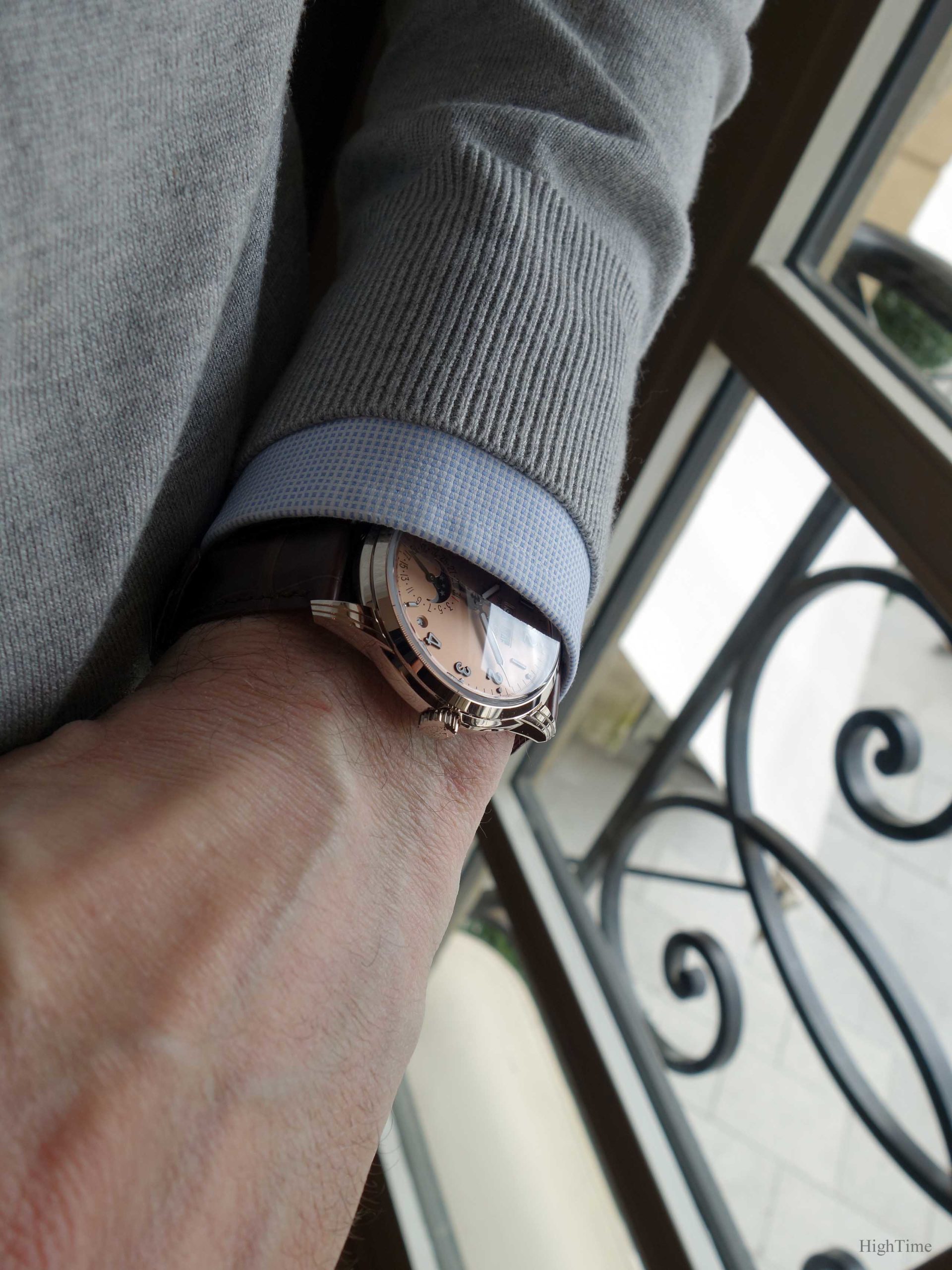 Patek Philippe 5320G Salmon_HighTime 10